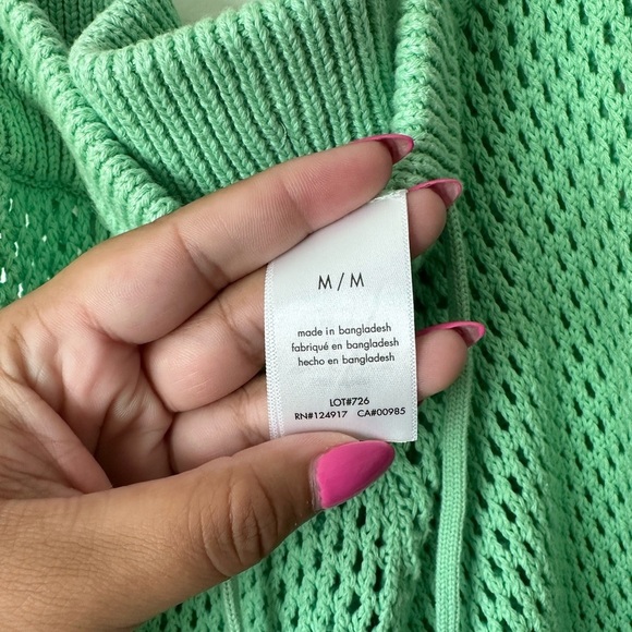 NEW WeWoreWhat Mint Green Crochet Drawstring Shorts Size Medium - Picture 9 of 9